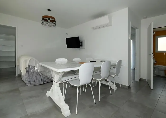 Tatil Evi Au Logis Des Muriers *