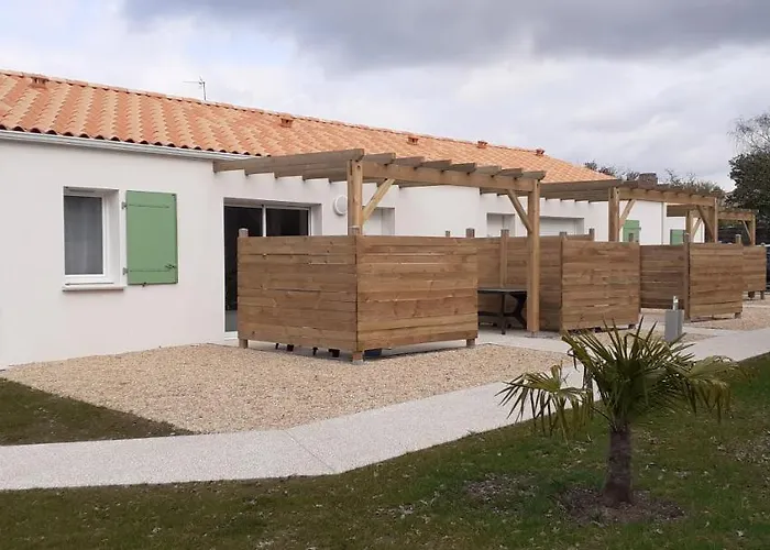 Au Logis Des Muriers * Vairé